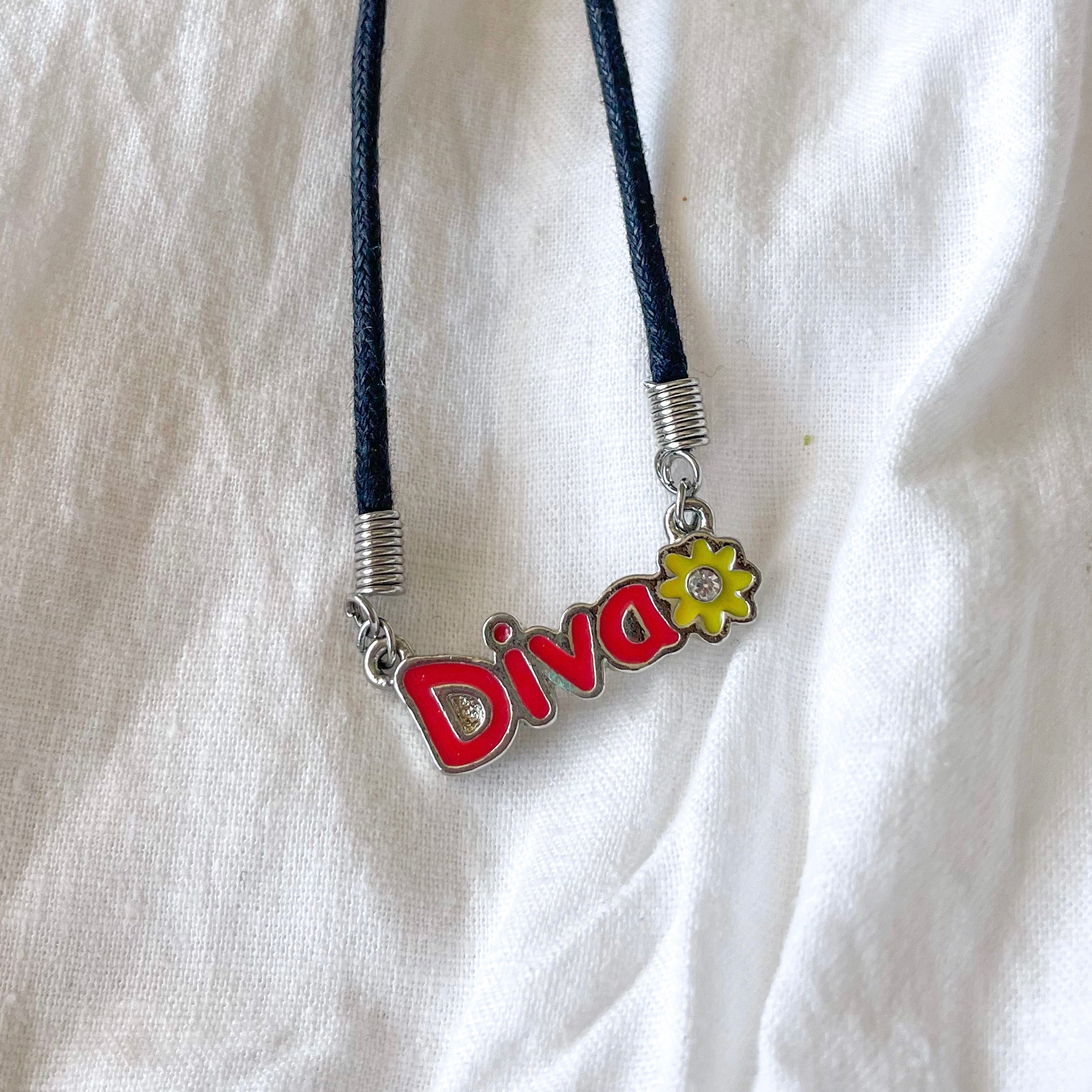 Vintage Necklace DIVA